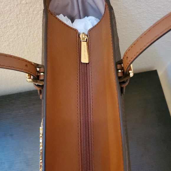 Michael kors Gilly  Drawstring Large Top Zip Tote